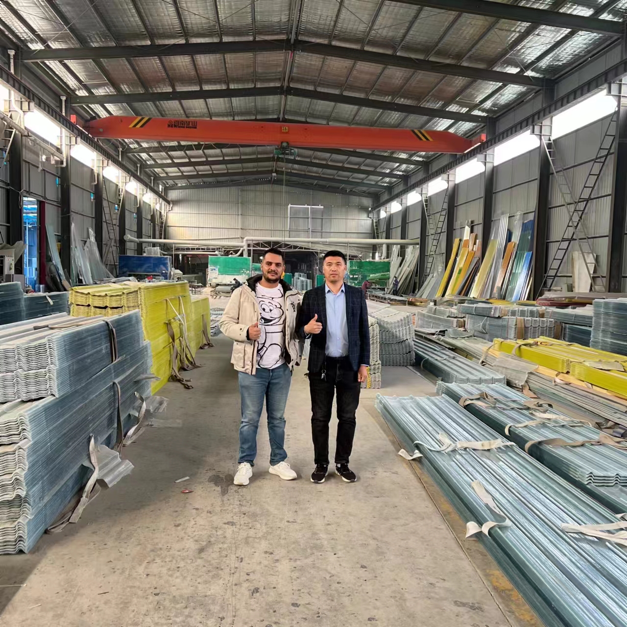 Welcome our friends to the factory for inspection